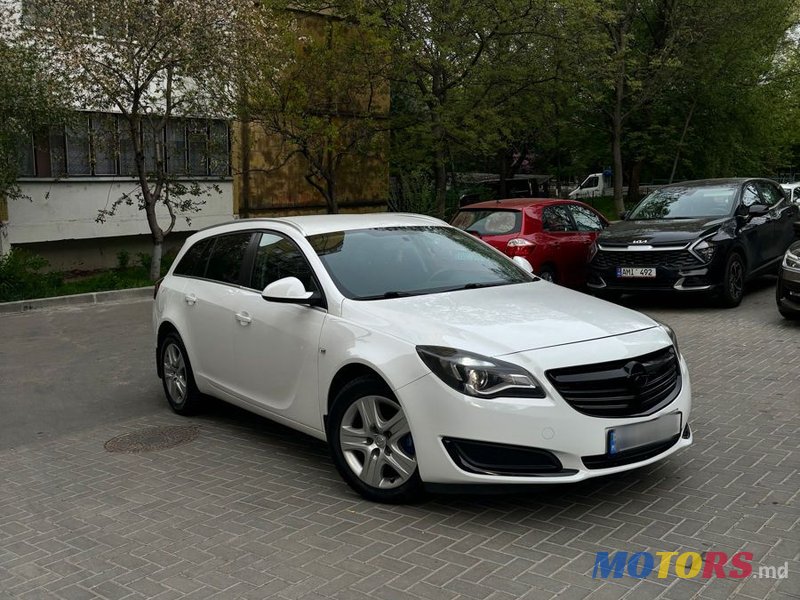 2015' Opel Insignia photo #3