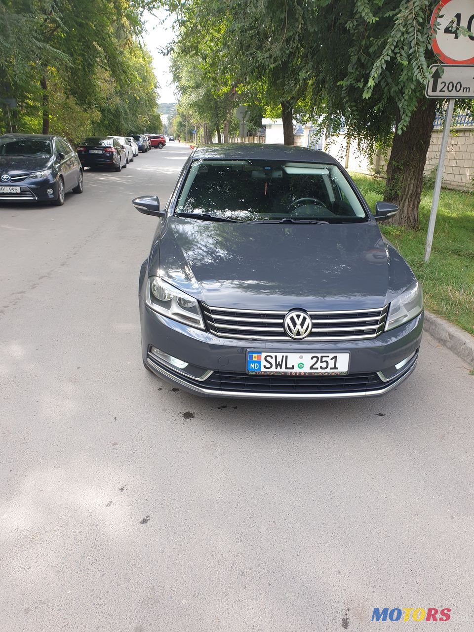 2013' Volkswagen Passat photo #1