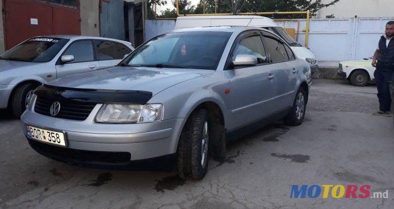 1998' Volkswagen Passat photo #1