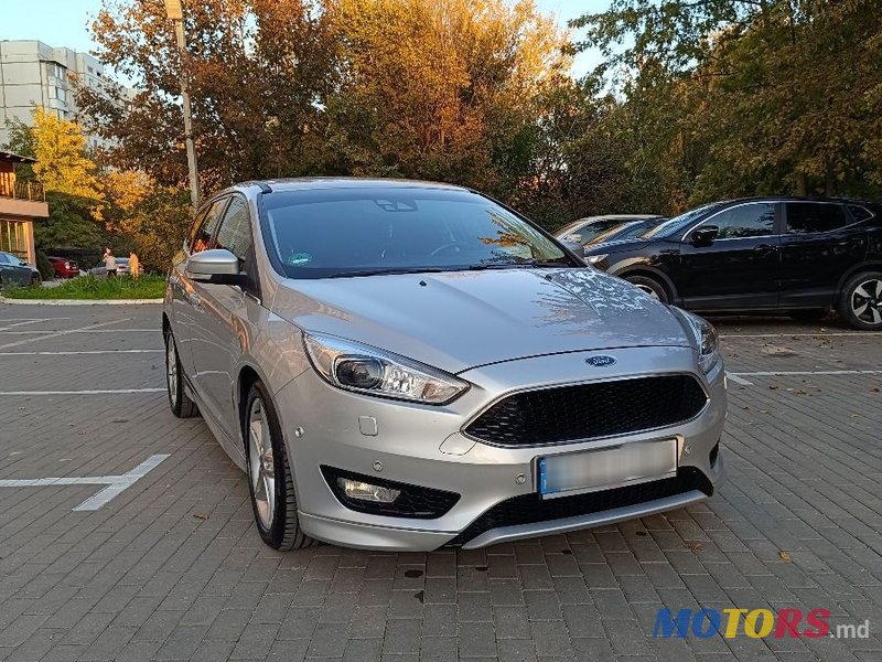 2015' Ford Focus photo #5