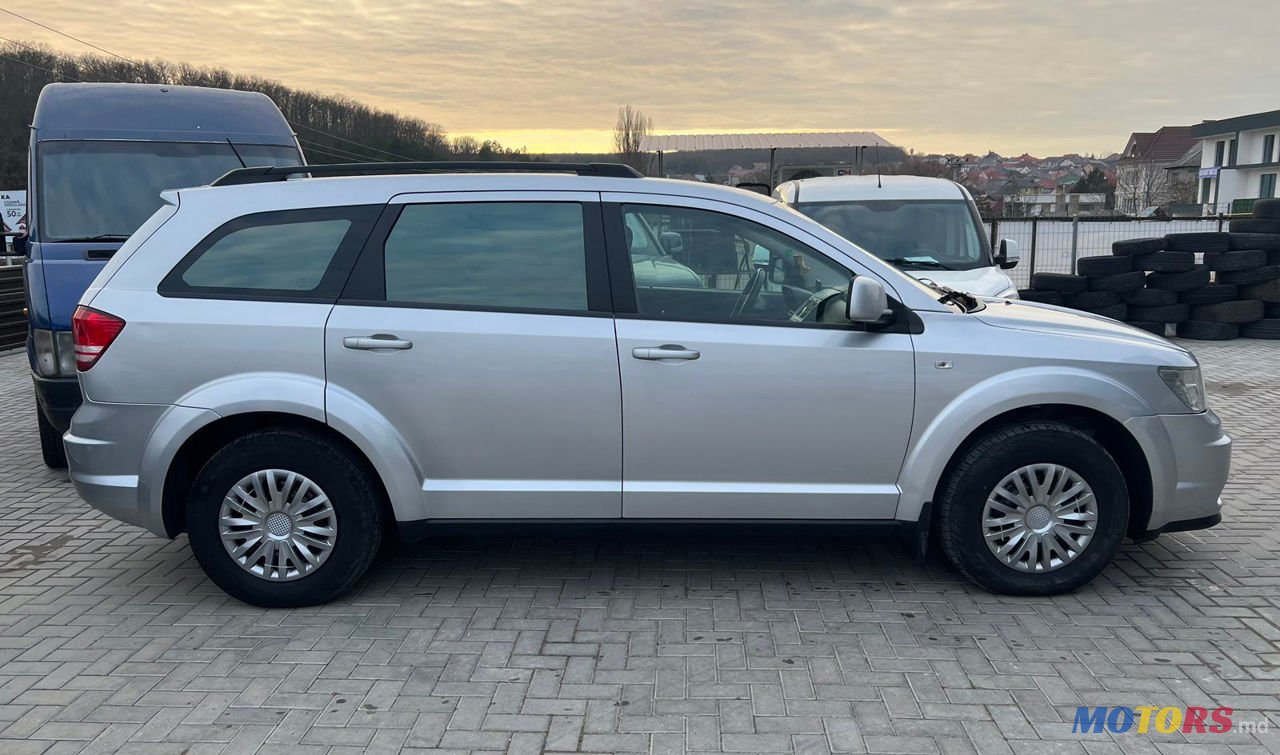 2008' Dodge Journey photo #5