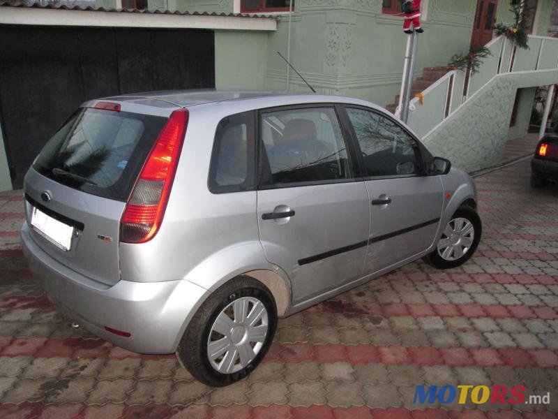 2005' Ford Fiesta photo #2