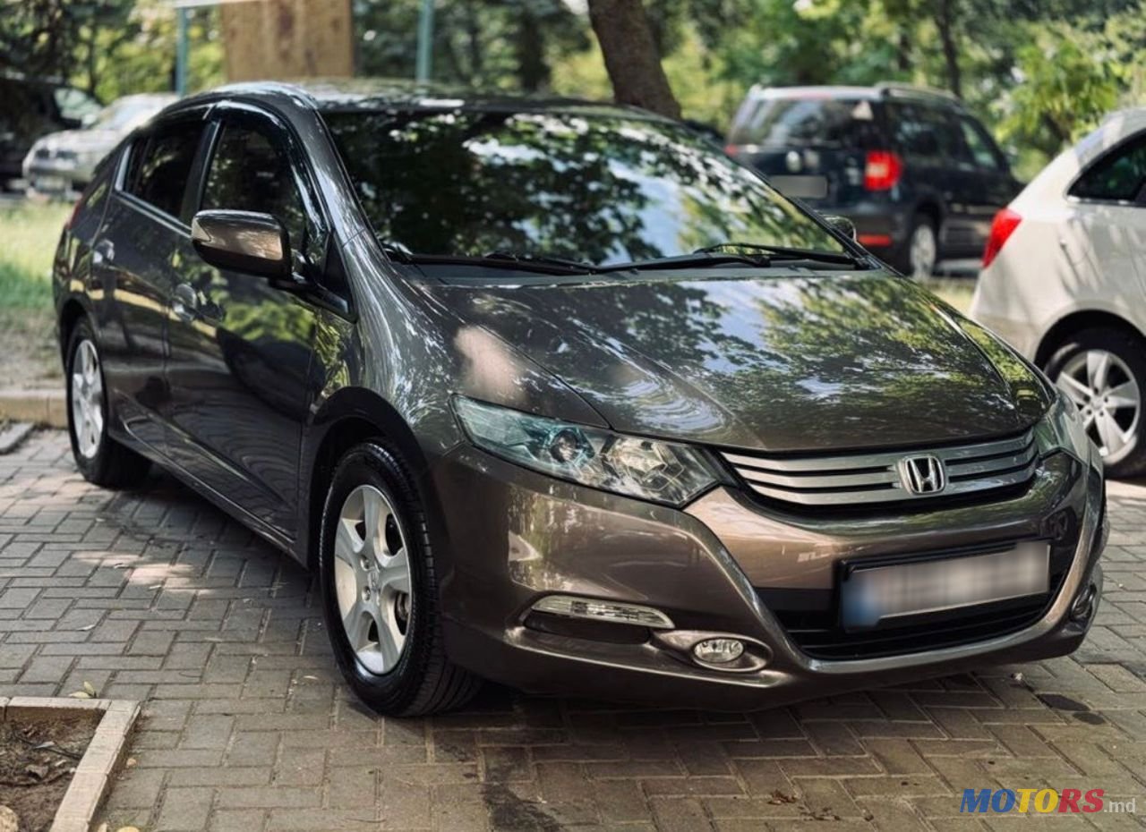 2010' Honda Insight photo #2