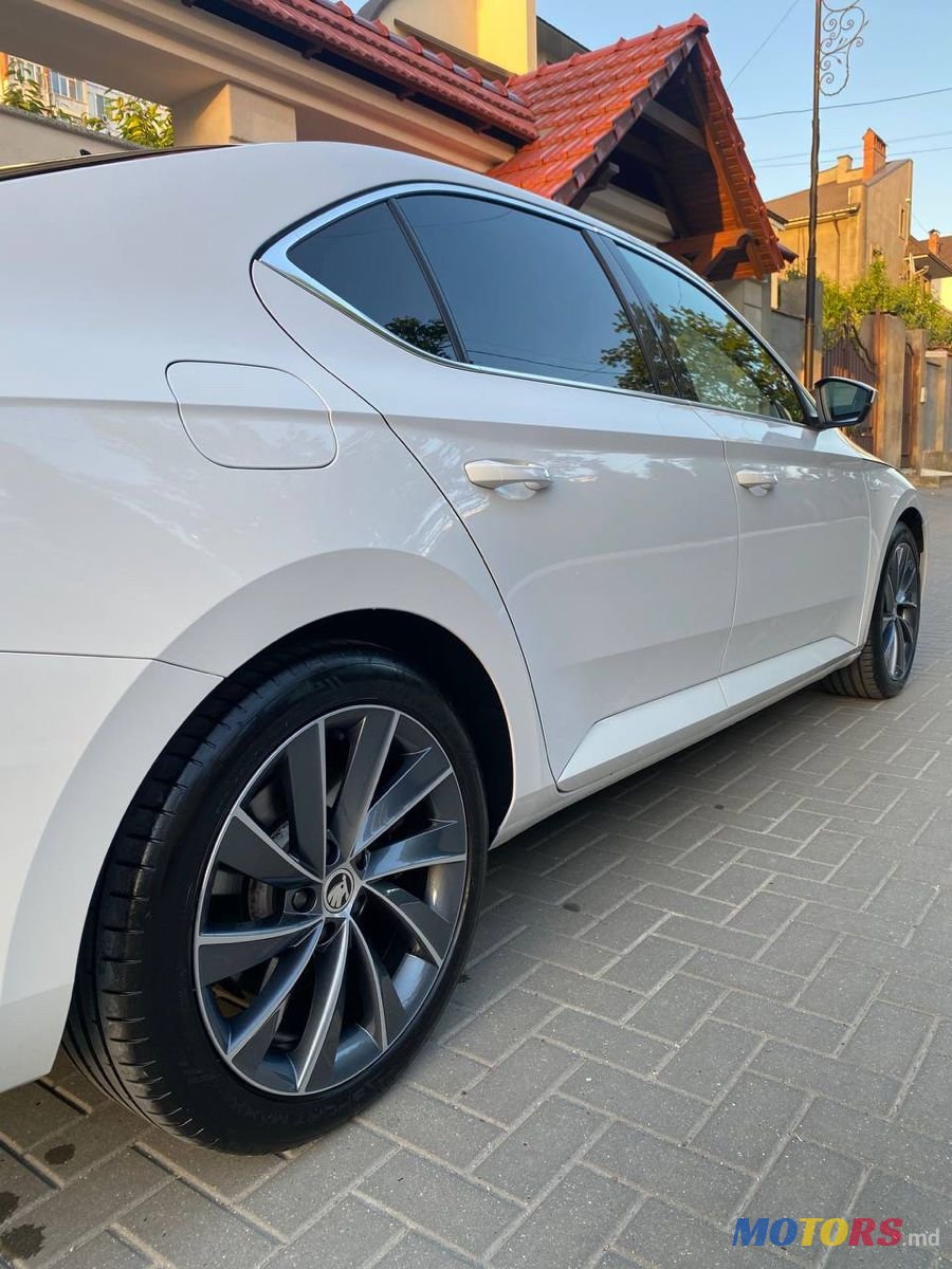 2018' Skoda Superb photo #6
