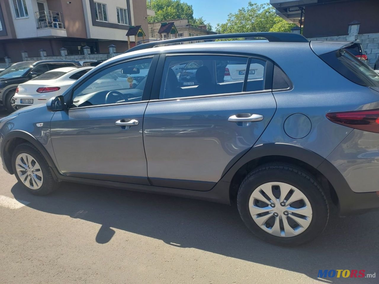 2020' Kia Rio X-Line photo #4