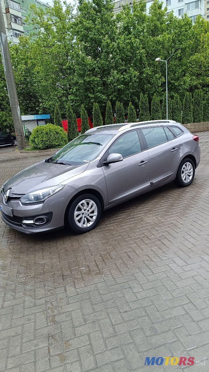 2014' Renault Megane photo #2