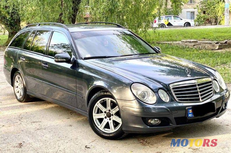 2008' Mercedes-Benz E photo #1