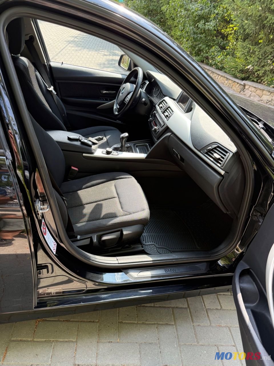 2013' BMW 3 Series photo #4