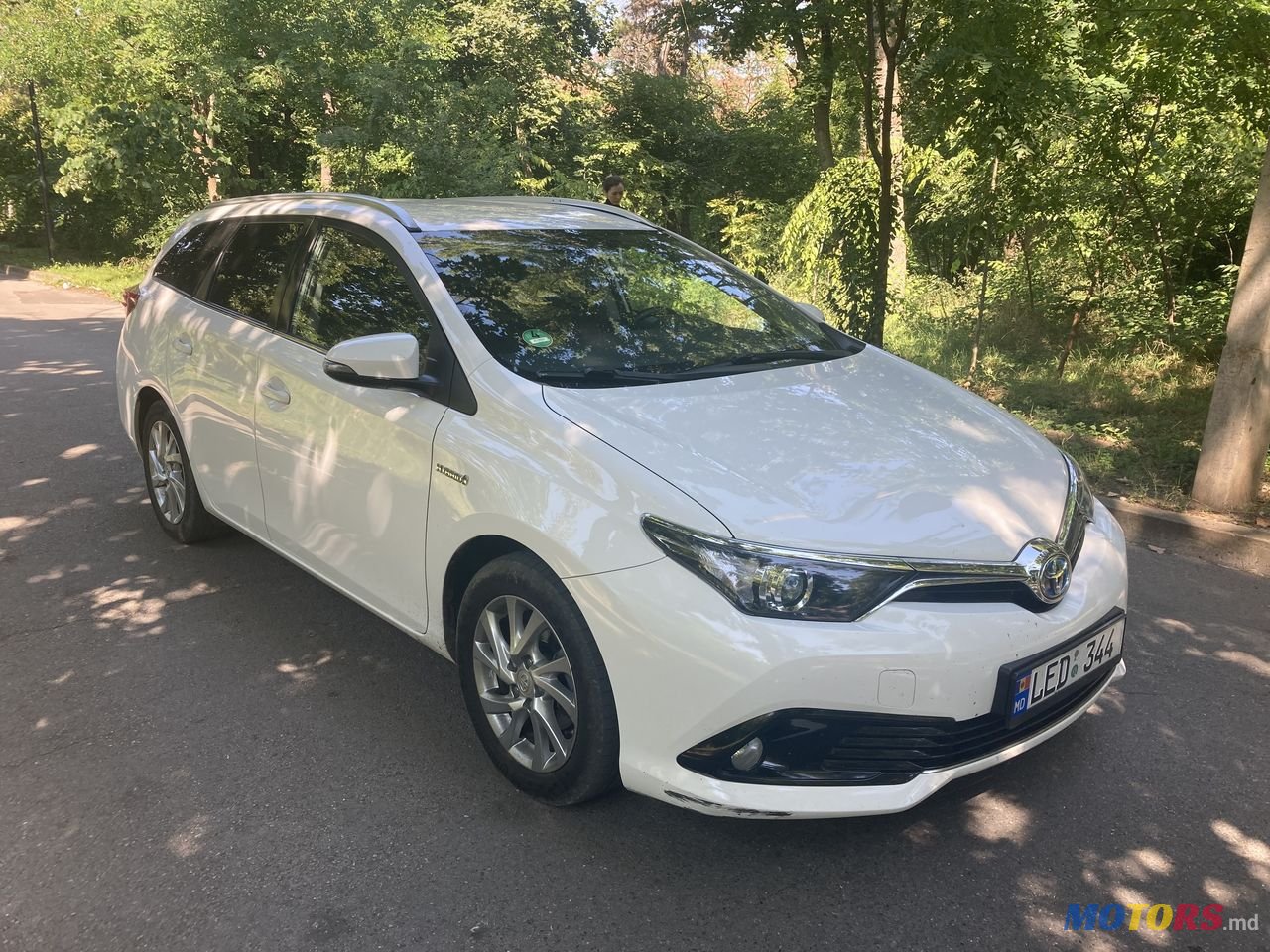 2015' Toyota Auris photo #3