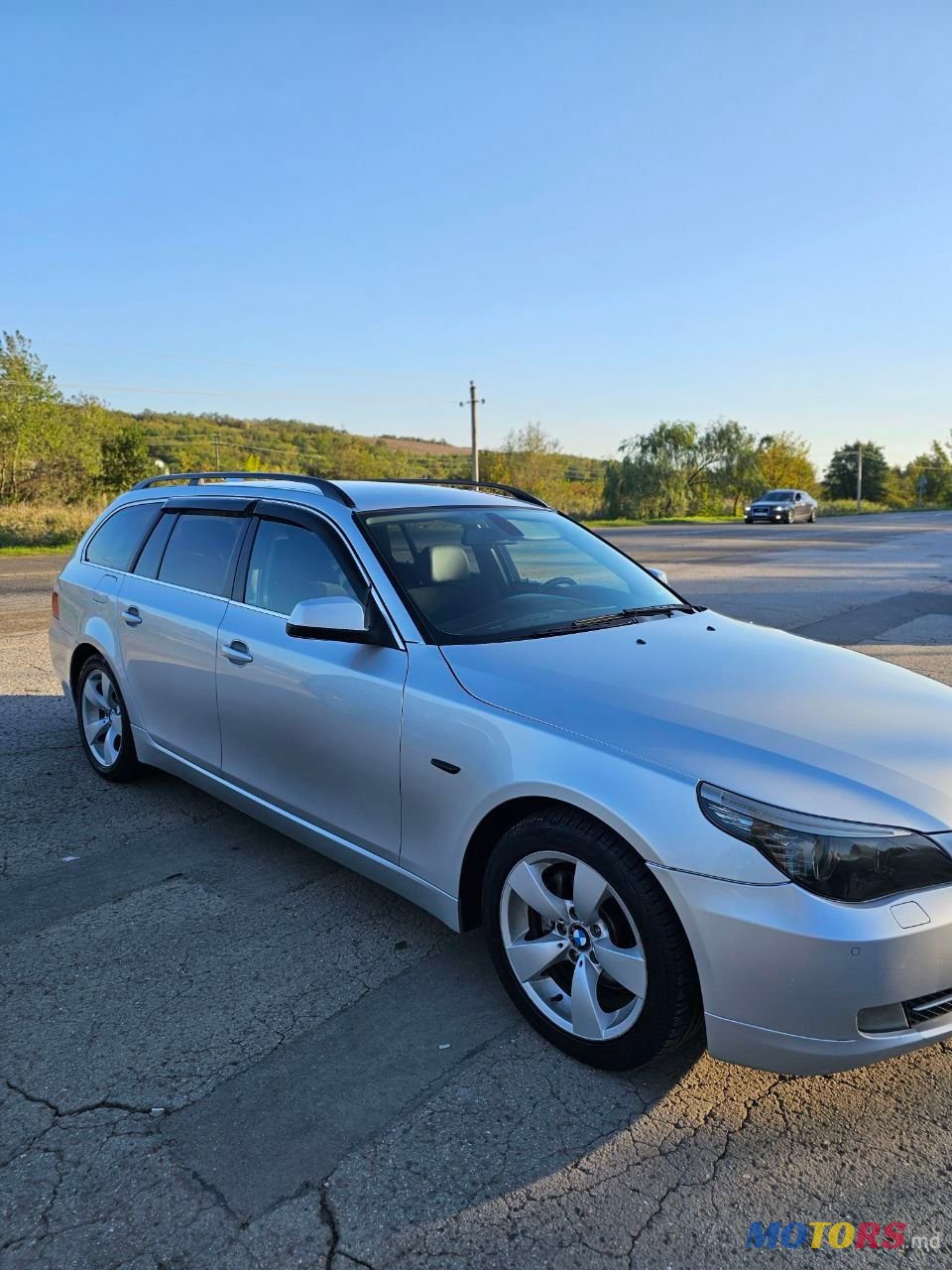 2009' BMW 5 Series photo #3