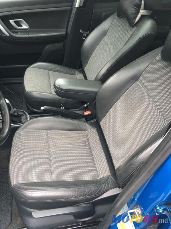 2007' Skoda Roomster photo #4