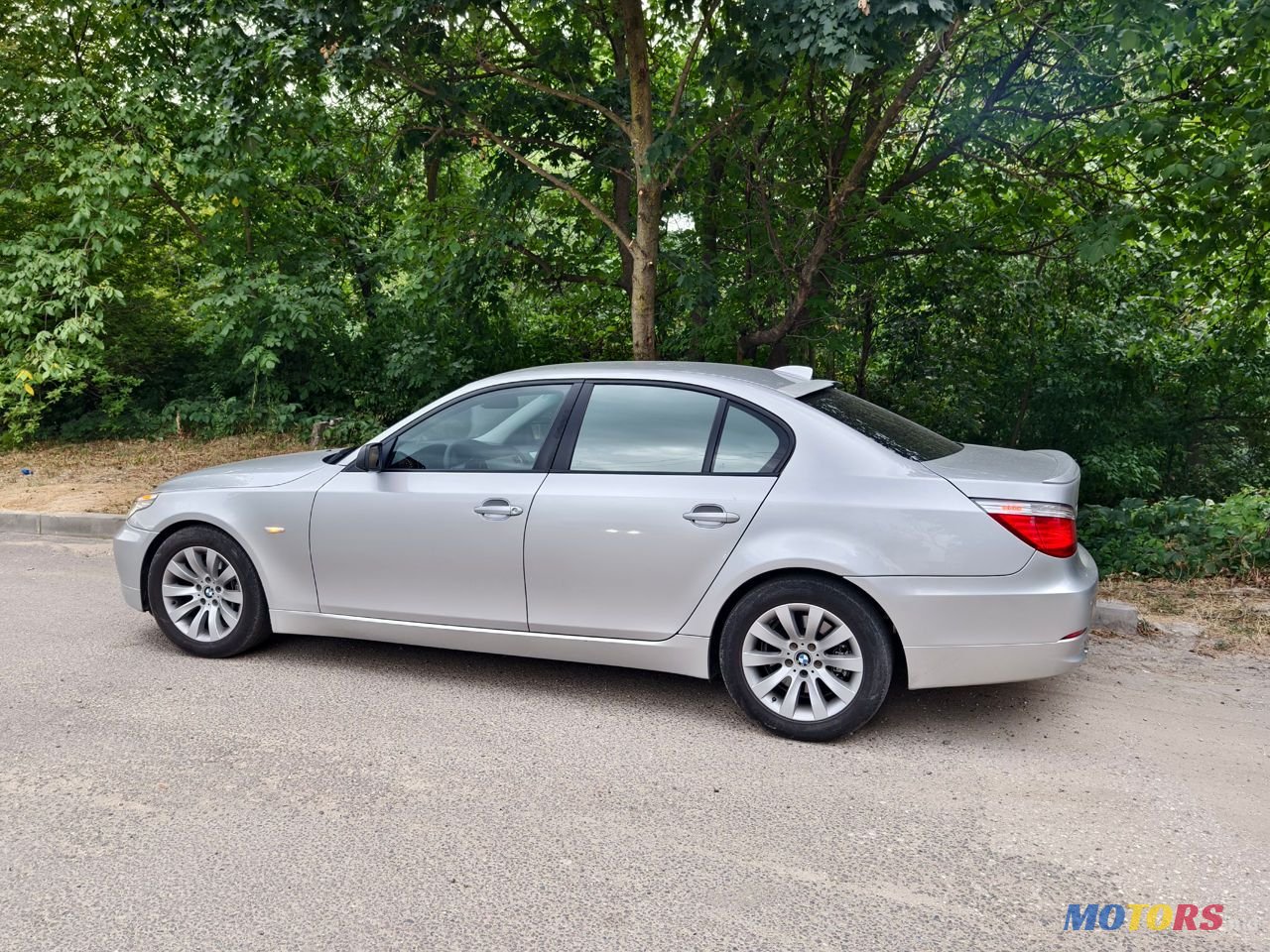 2007' BMW 5 Series photo #3