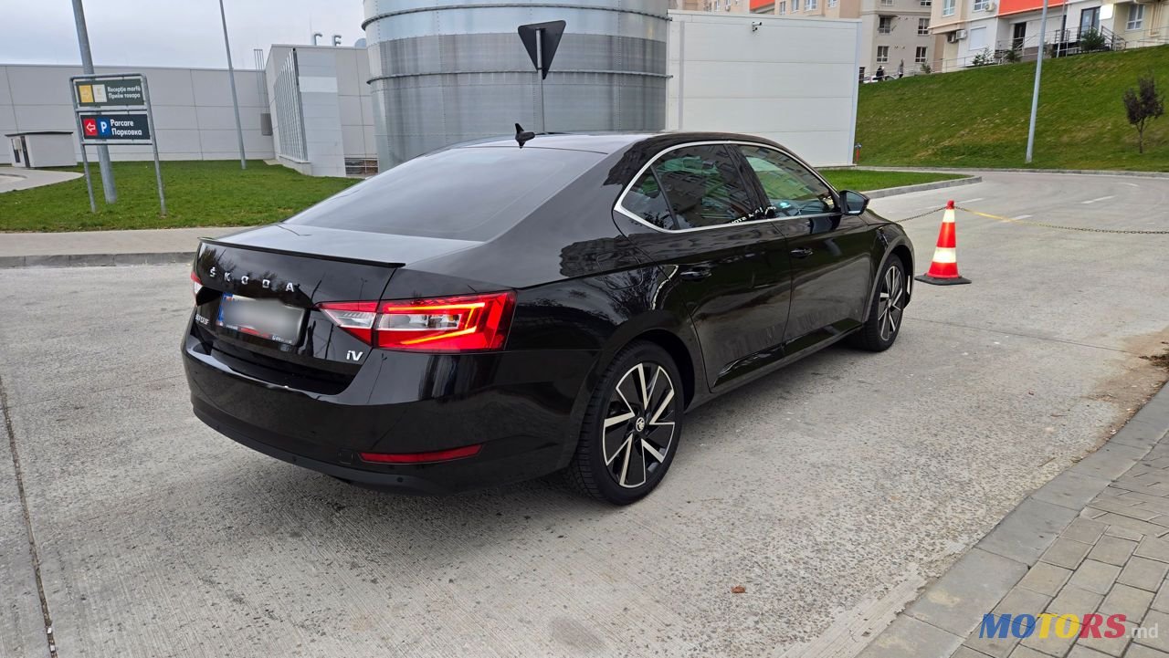 2022' Skoda Superb photo #3