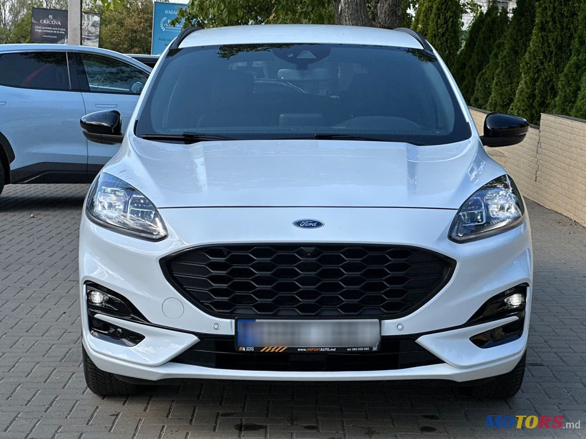 2022' Ford Kuga photo #2