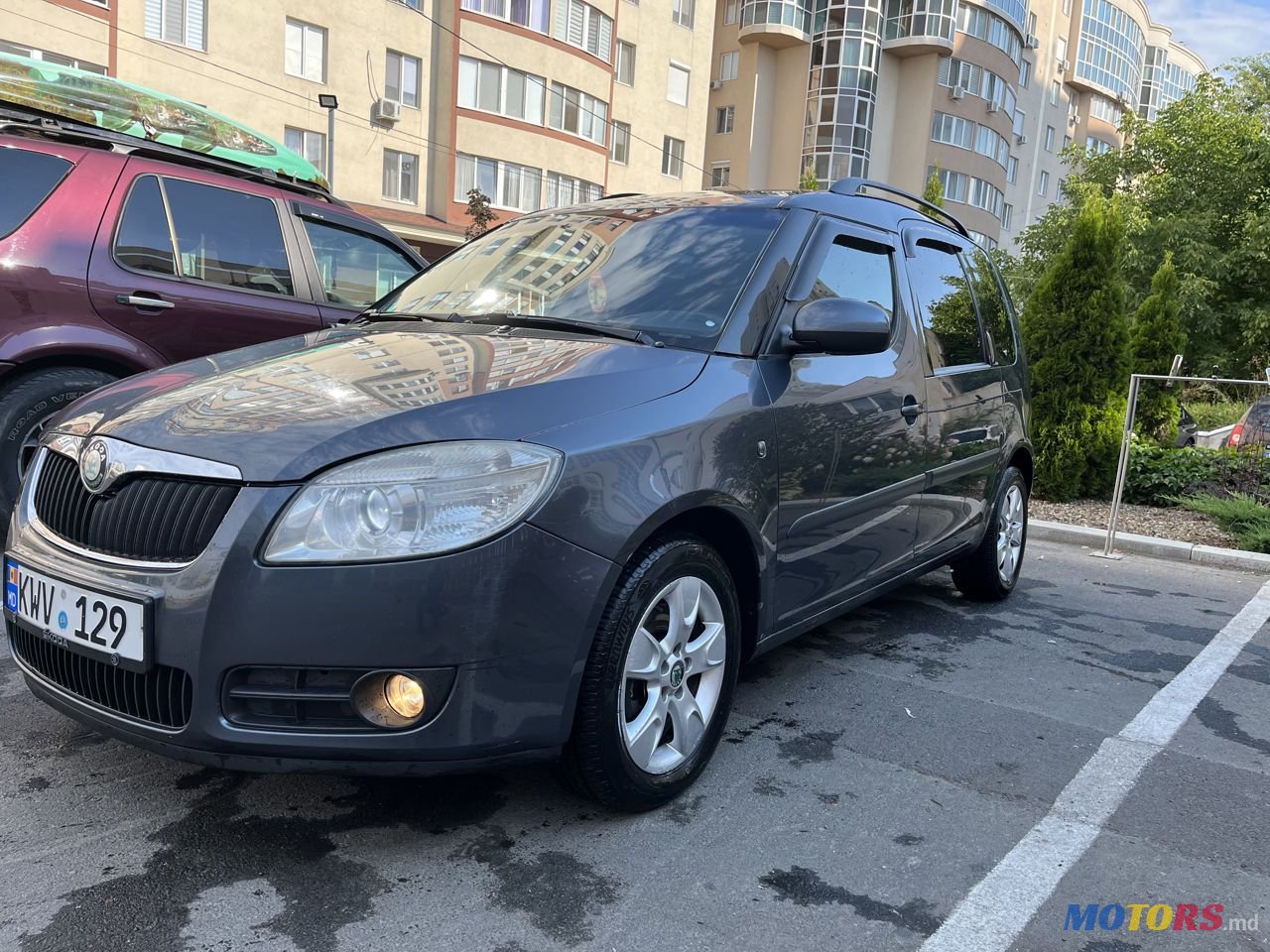 2009' Skoda Roomster photo #2