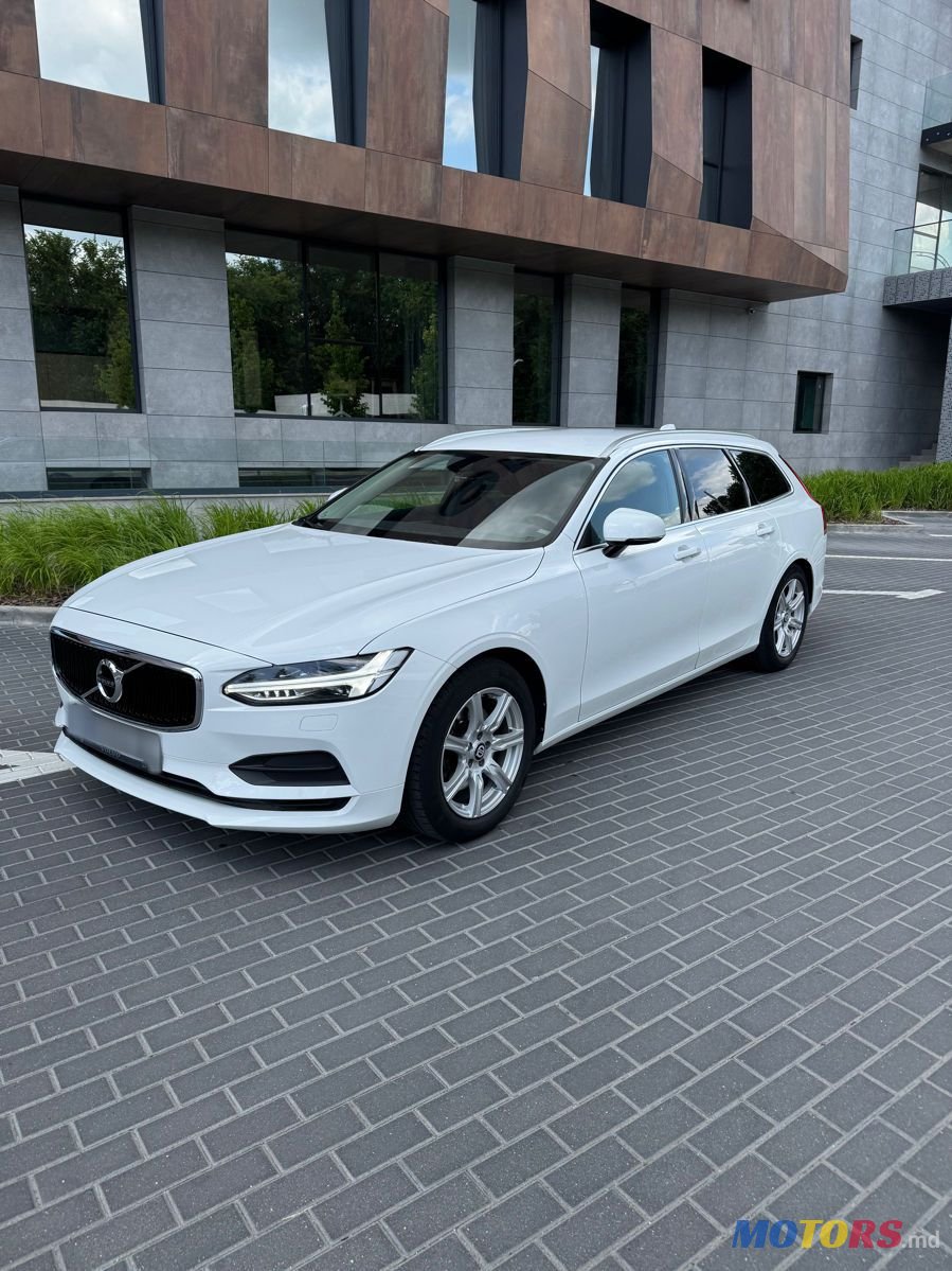2017' Volvo V90 photo #3