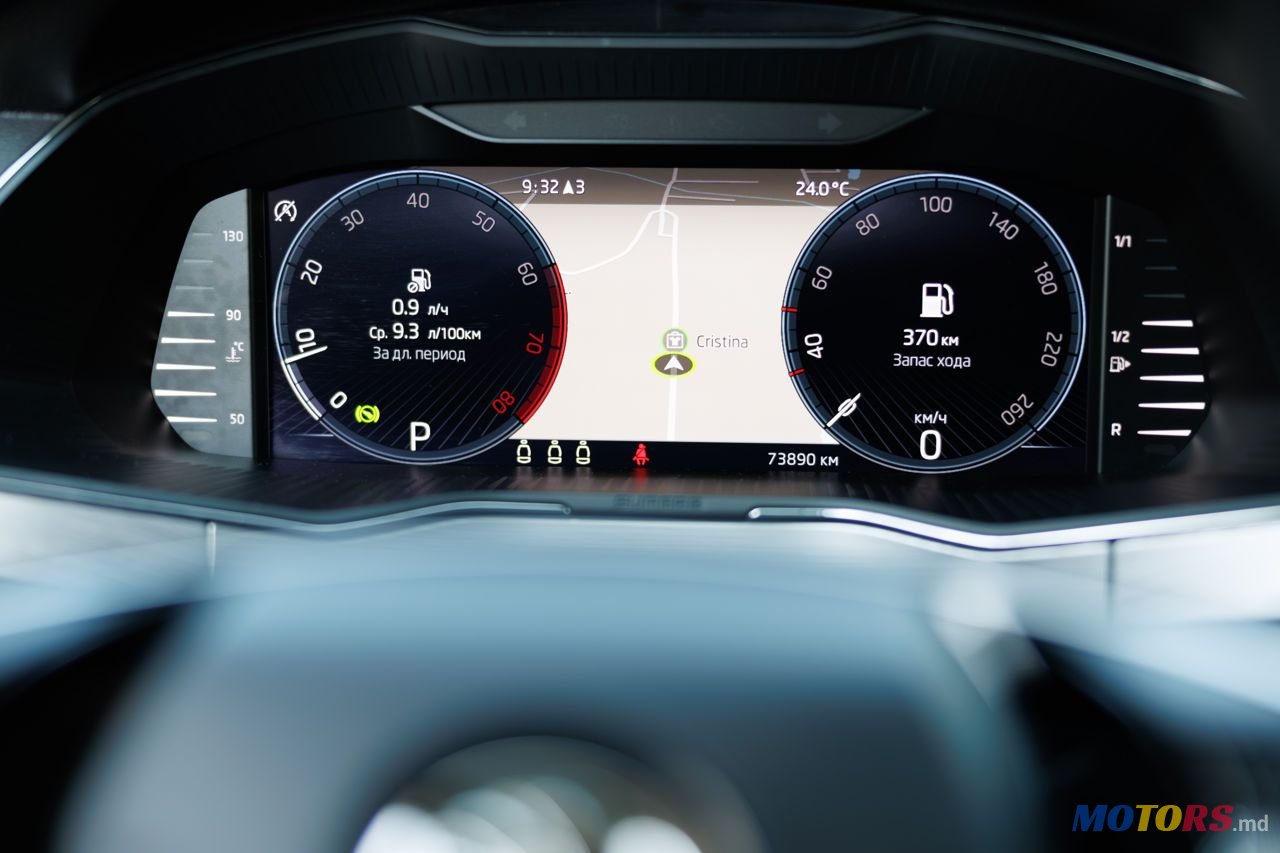 2022' Skoda Superb photo #2