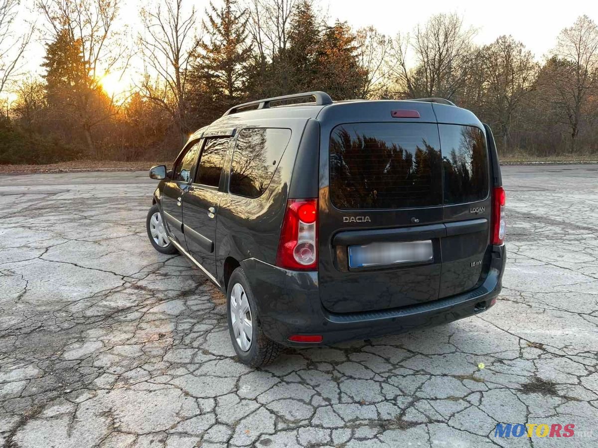 2009' Dacia Logan photo #1