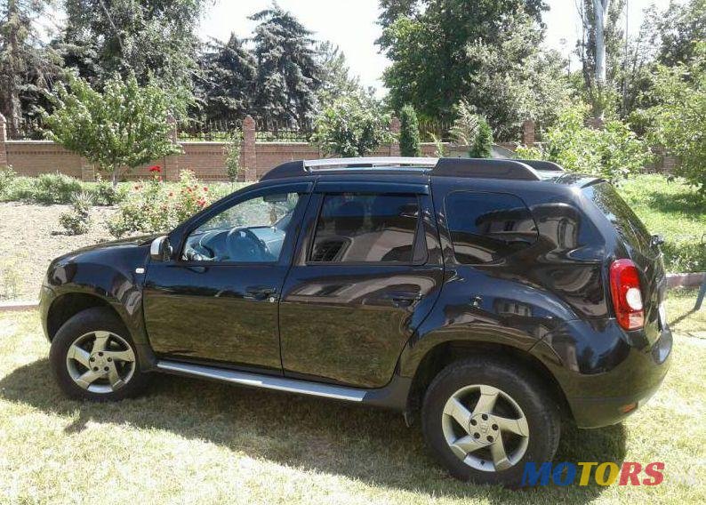 2013' Dacia Duster photo #2