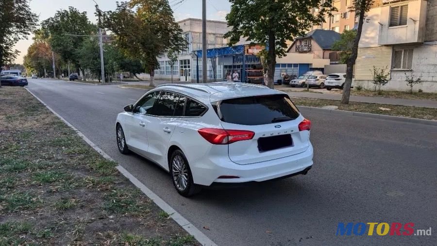 2019' Ford Focus photo #5