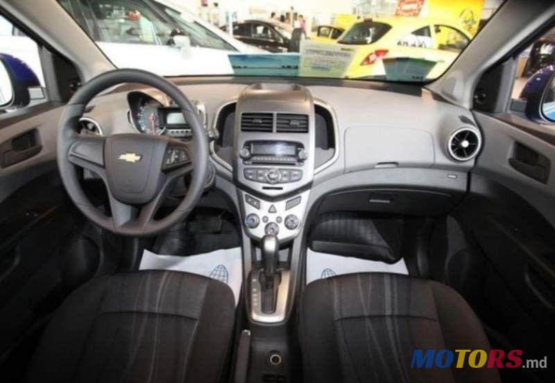 2015' Chevrolet Aveo photo #1