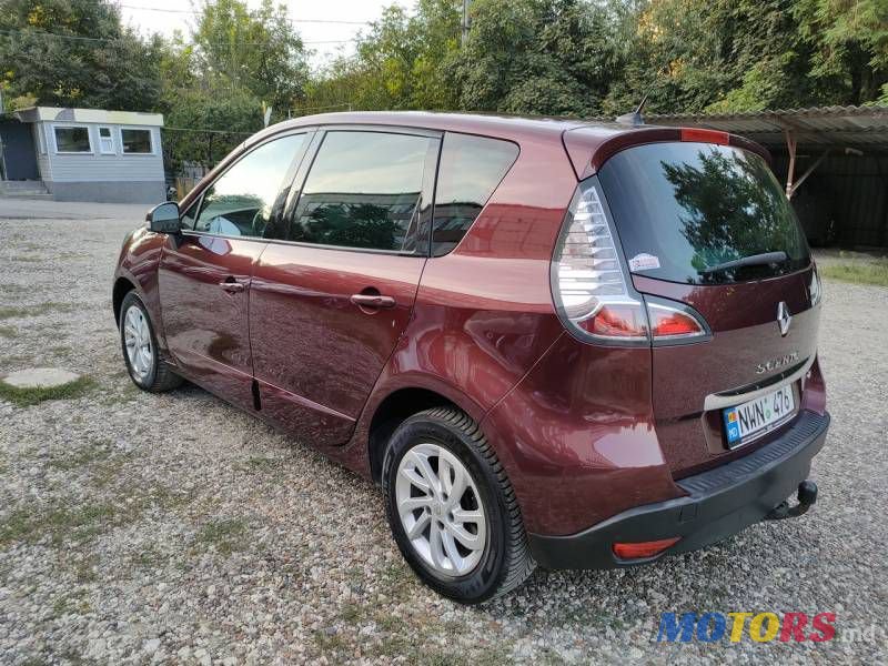 2013' Renault Scenic photo #3