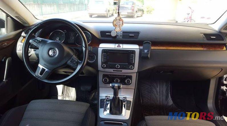 2009' Volkswagen Passat CC photo #1