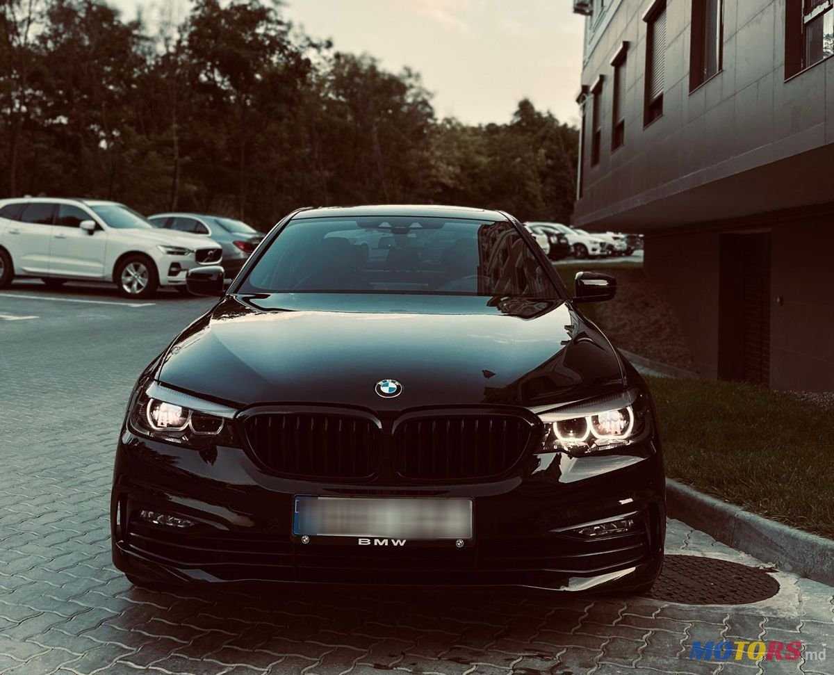 2017' BMW 5 Series photo #1