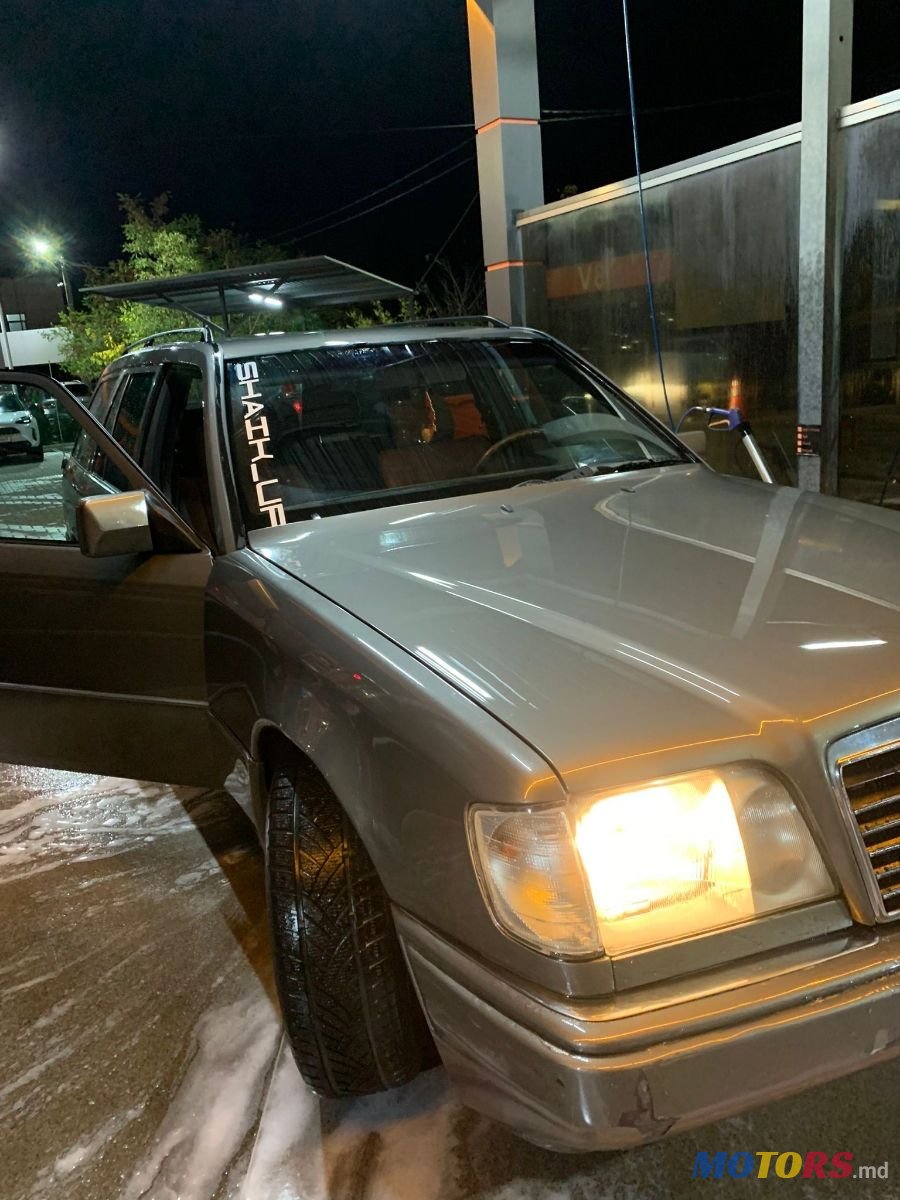 1994' Mercedes-Benz W124 photo #3