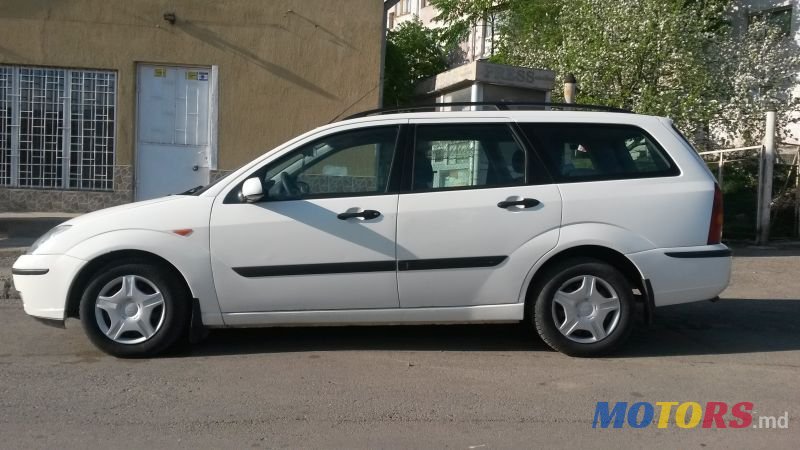 2003' Ford Focus photo #4