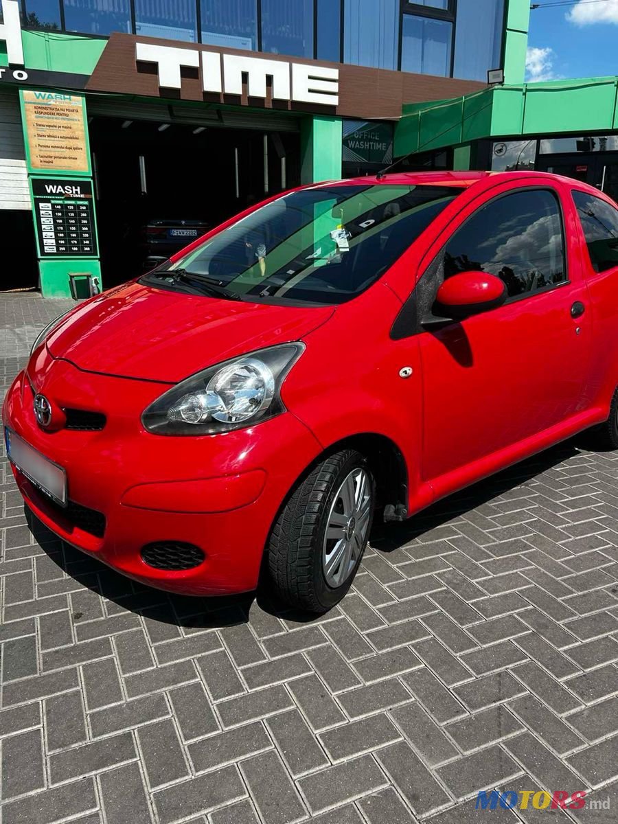 2010' Toyota Aygo photo #1