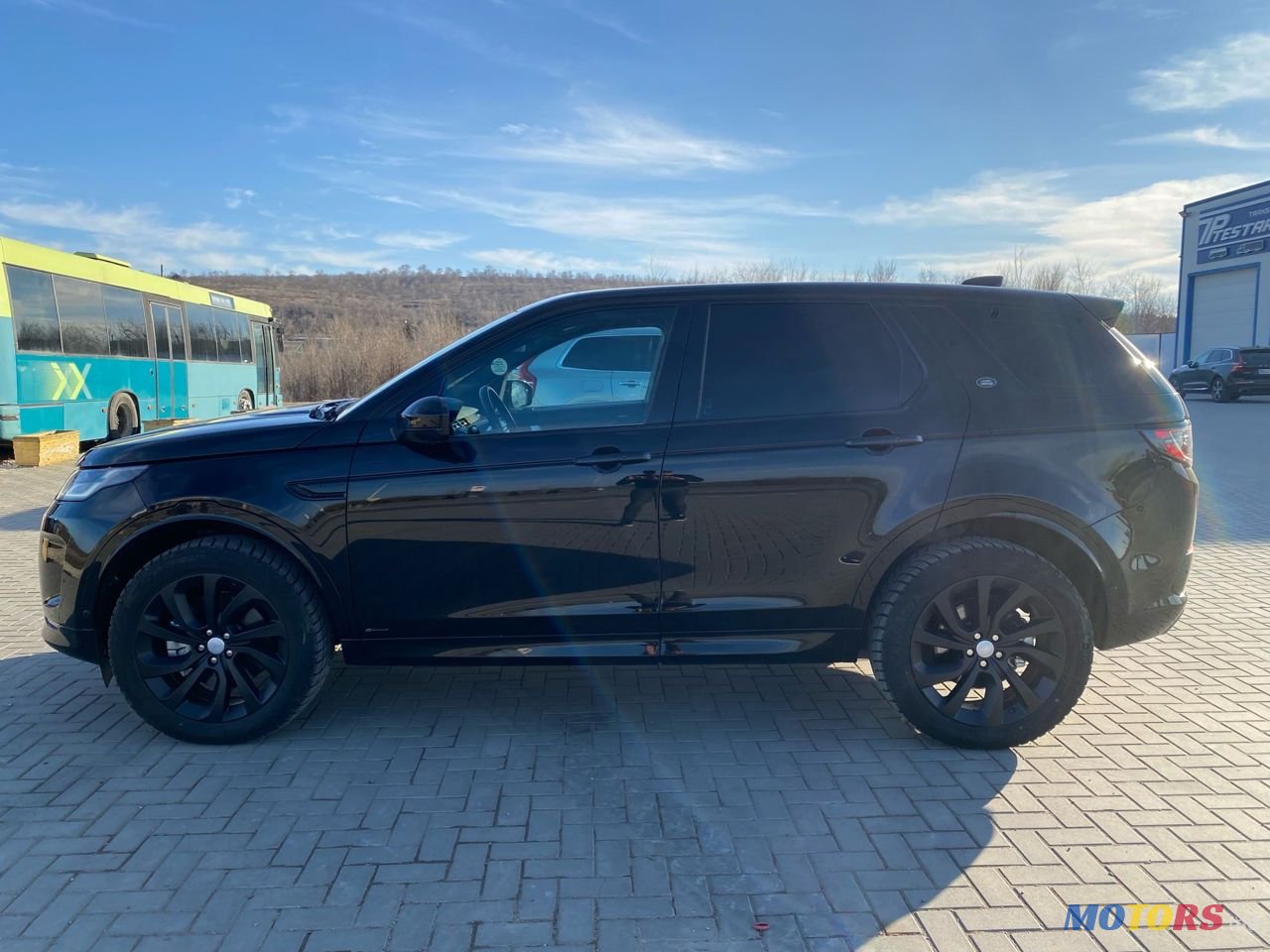 2020' Land Rover Discovery Sport photo #6