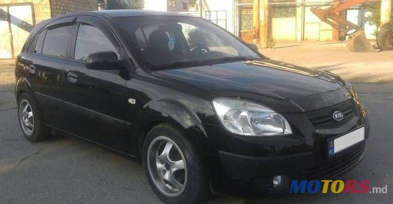 2006' Kia Rio photo #2