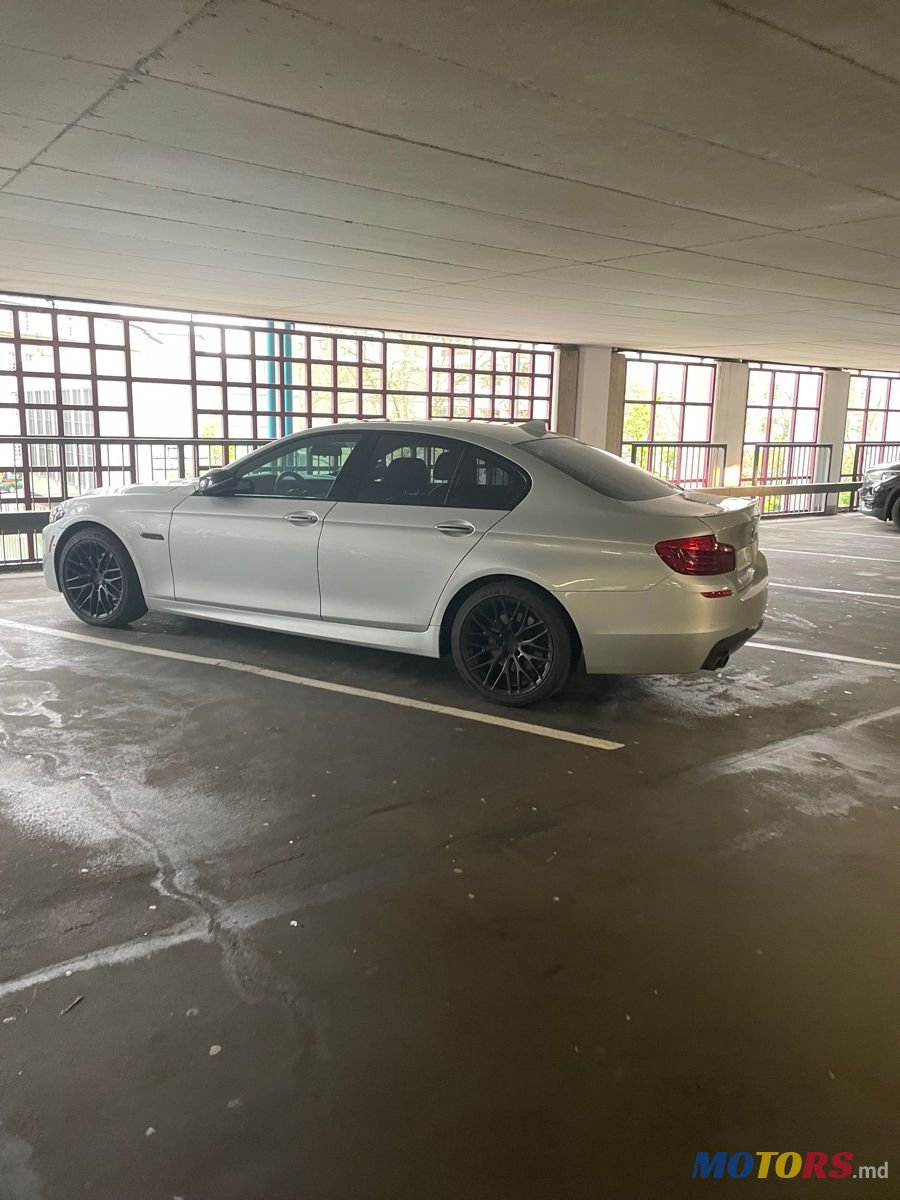 2015' BMW 5 Series photo #5