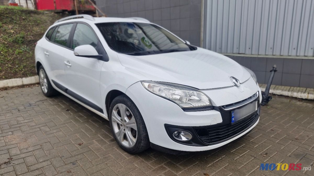 2012' Renault Megane photo #1