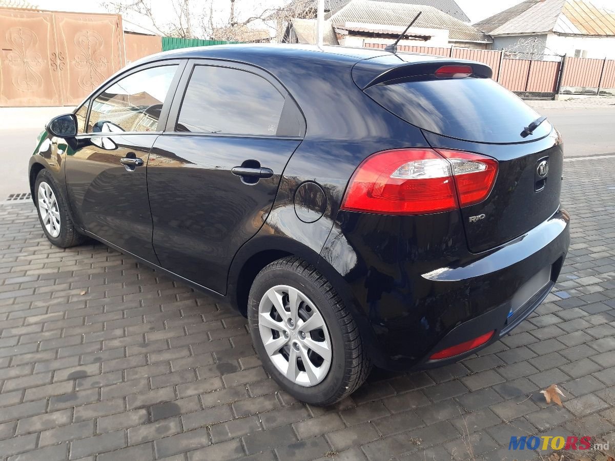 2014' Kia Rio photo #3