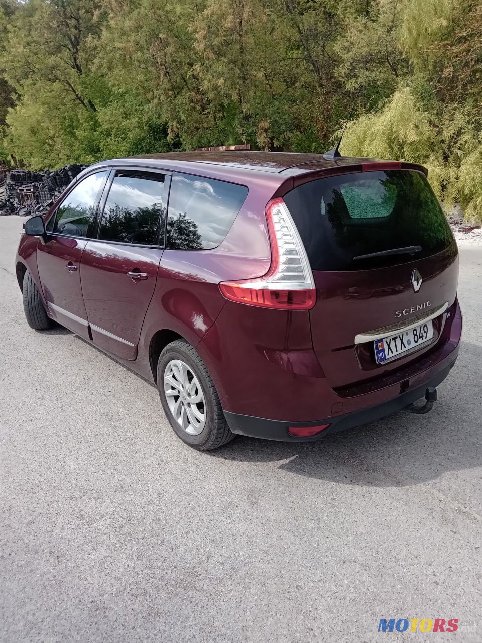 2013' Renault Grand Scenic photo #4