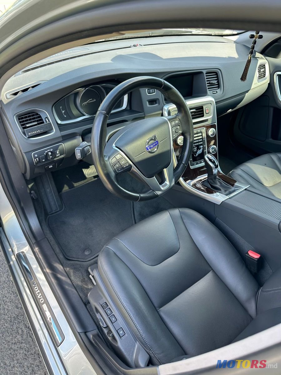 2018' Volvo S60 photo #5