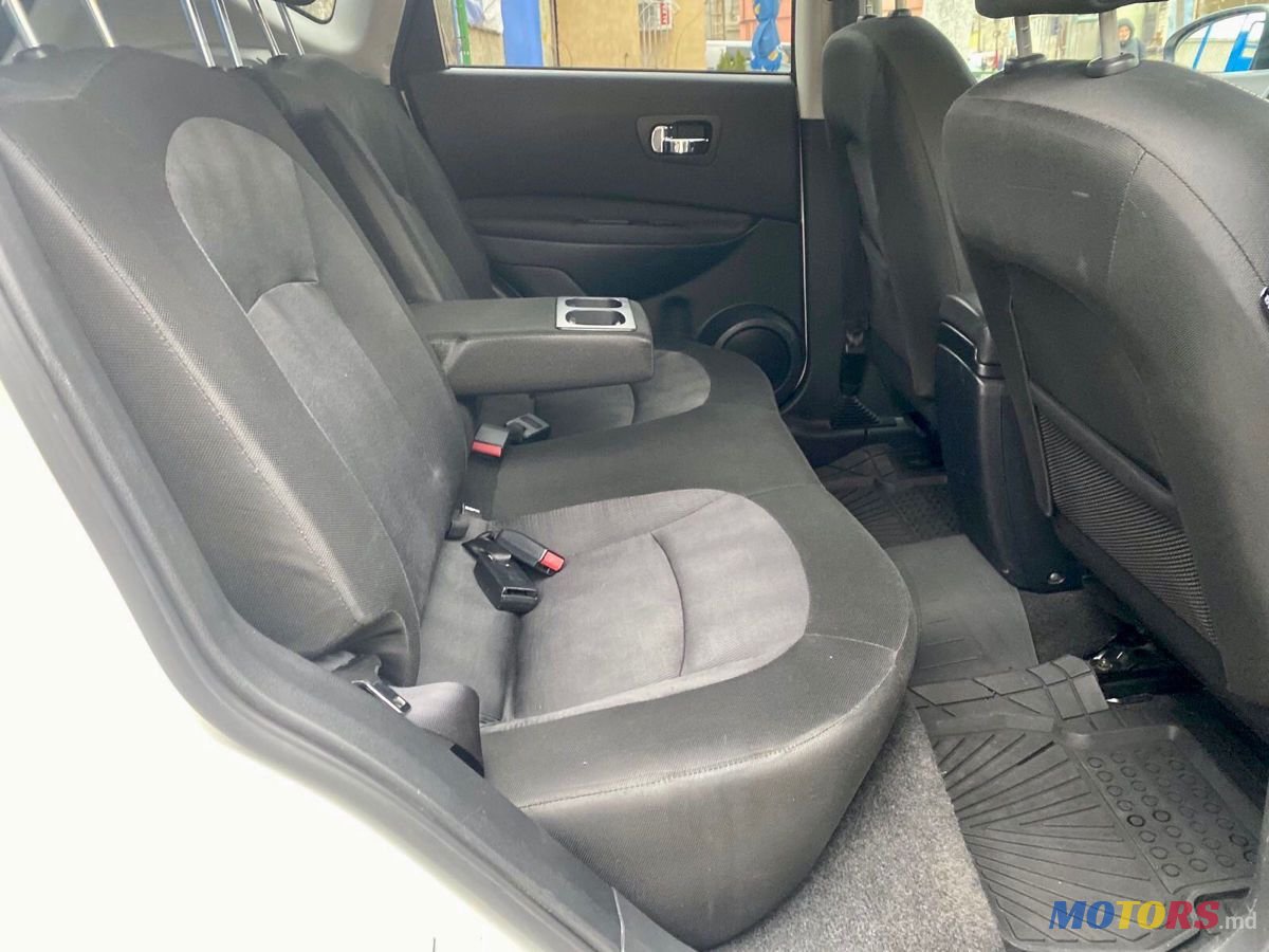 2011' Nissan Qashqai photo #6