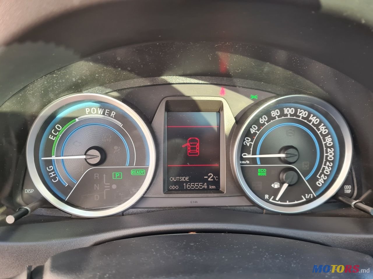 2013' Toyota Auris photo #4