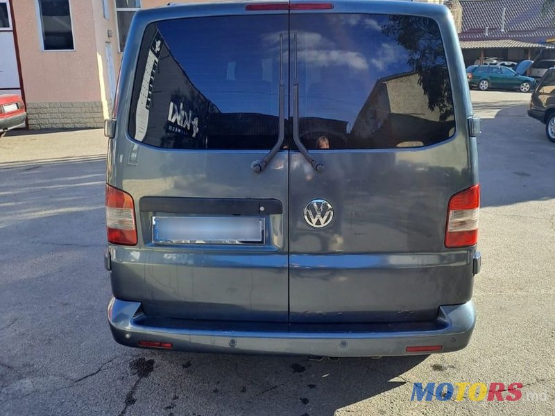 2007' Volkswagen Transporter photo #3