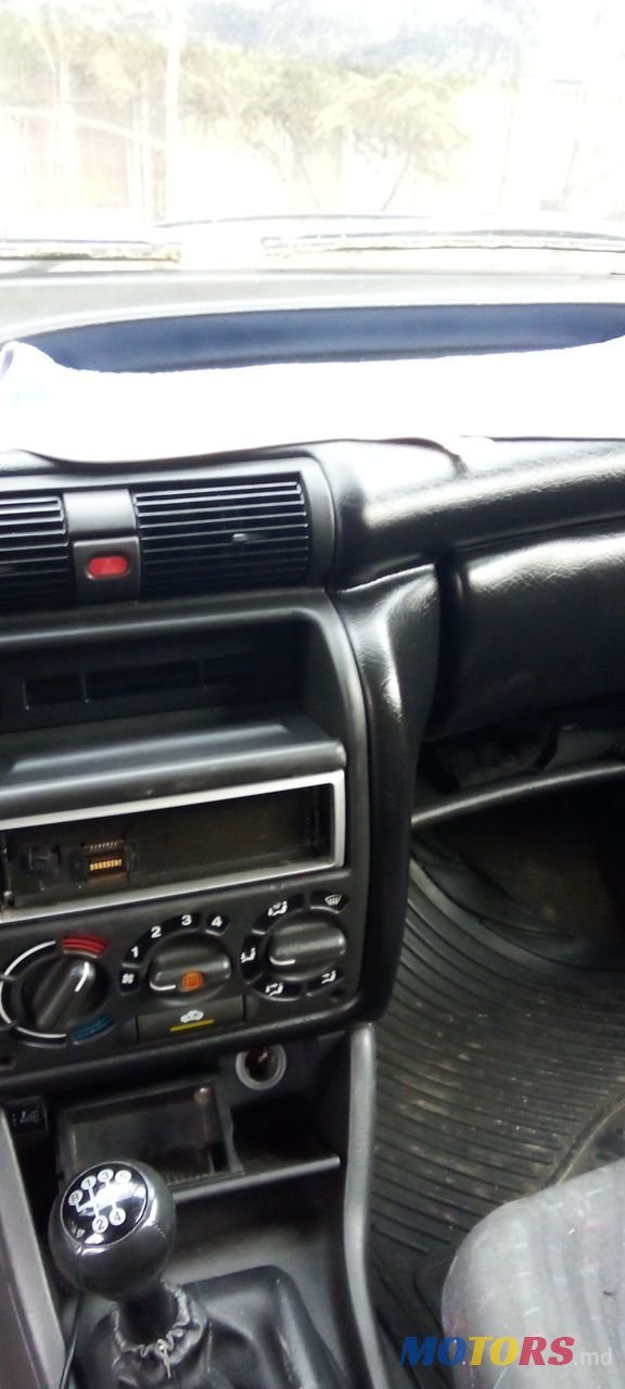 1995' Opel Astra photo #3