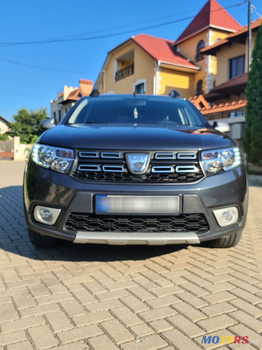 2017' Dacia Sandero Stepway photo #1