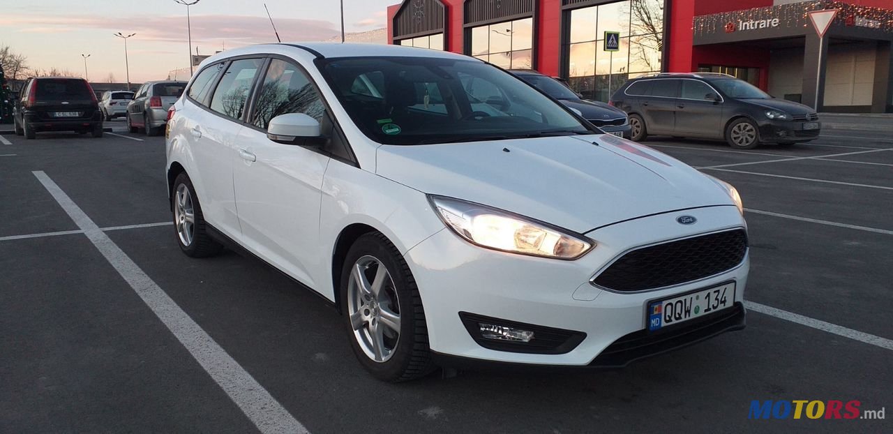 2015' Ford Focus photo #4