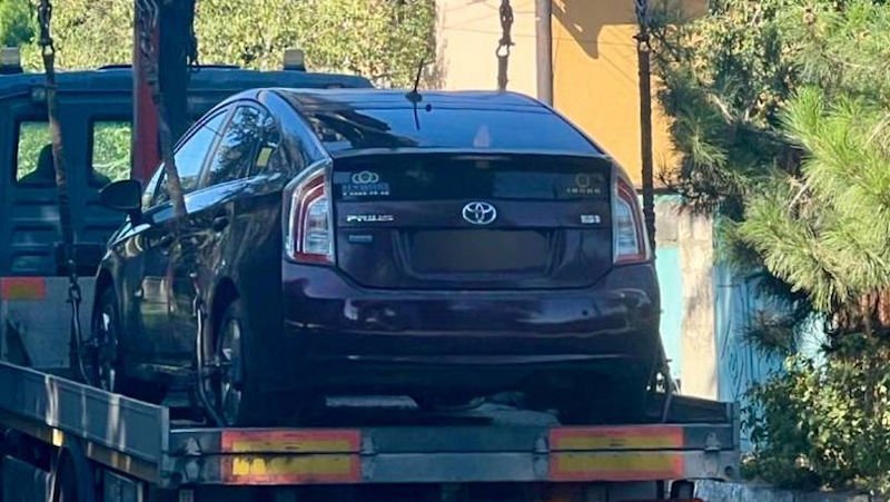 Un bărbat drogat și fără permis, prins la volanul unui automobil