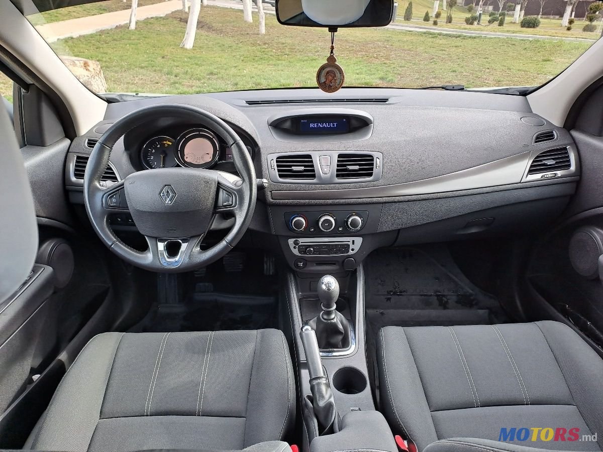 2015' Renault Megane photo #3