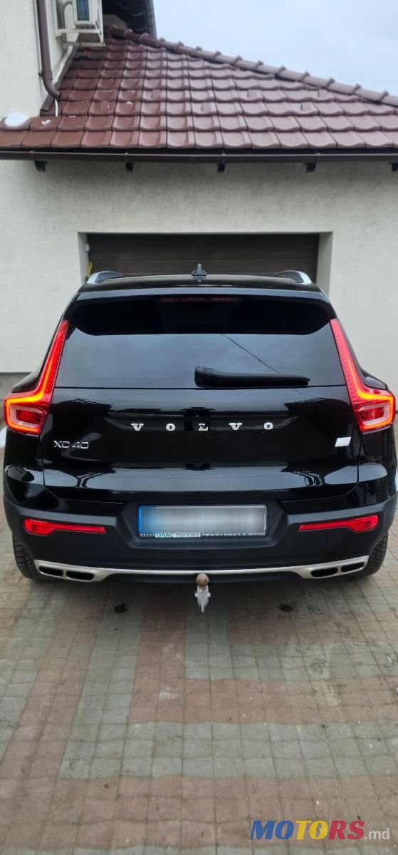 2021' Volvo XC40 photo #4