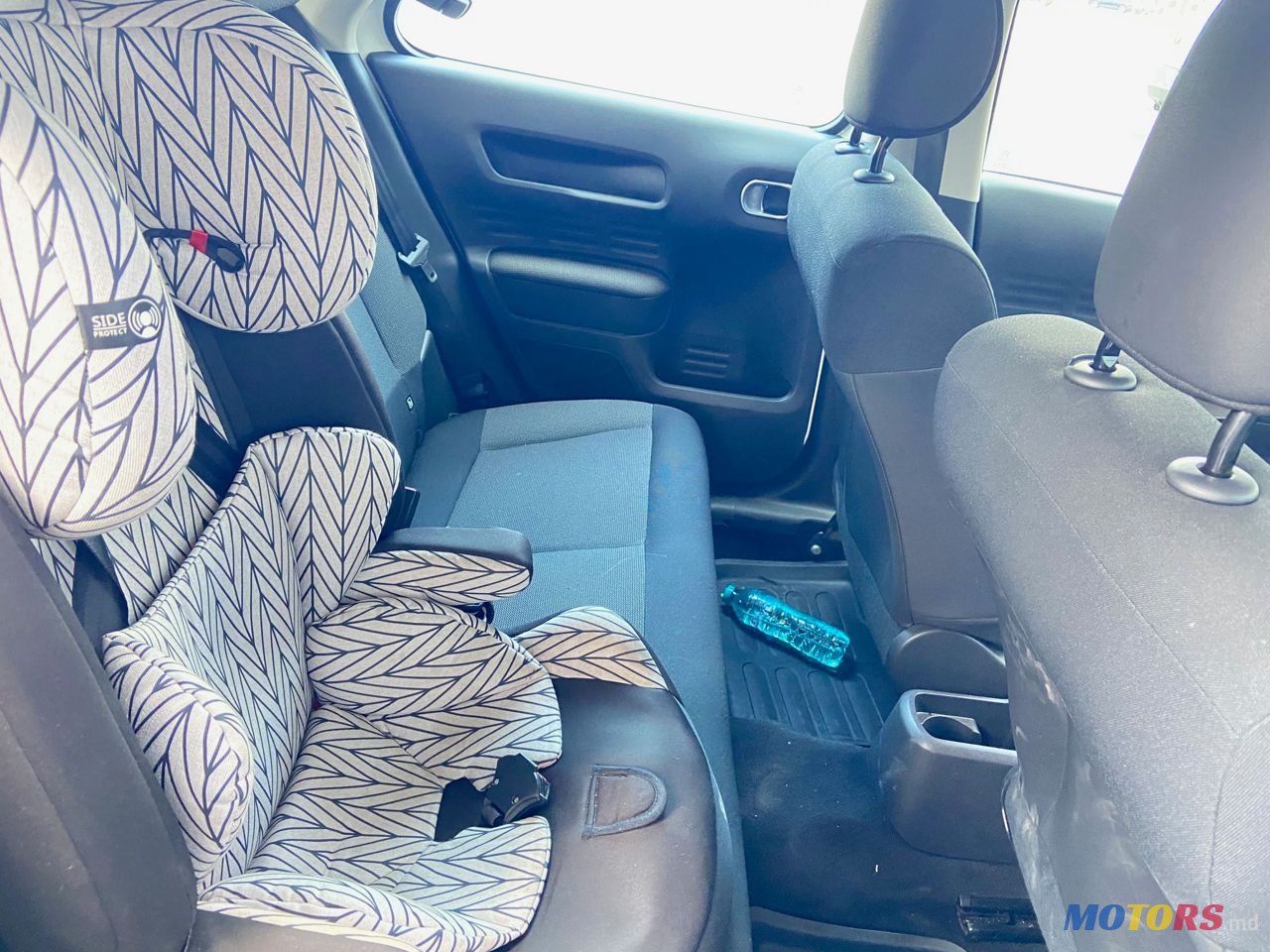 2014' Citroen C4 Cactus photo #5