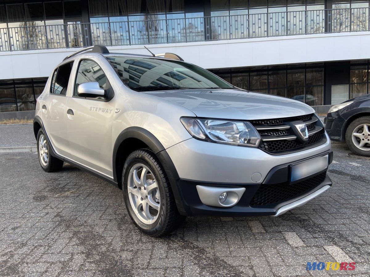 2014' Dacia Sandero Stepway photo #5