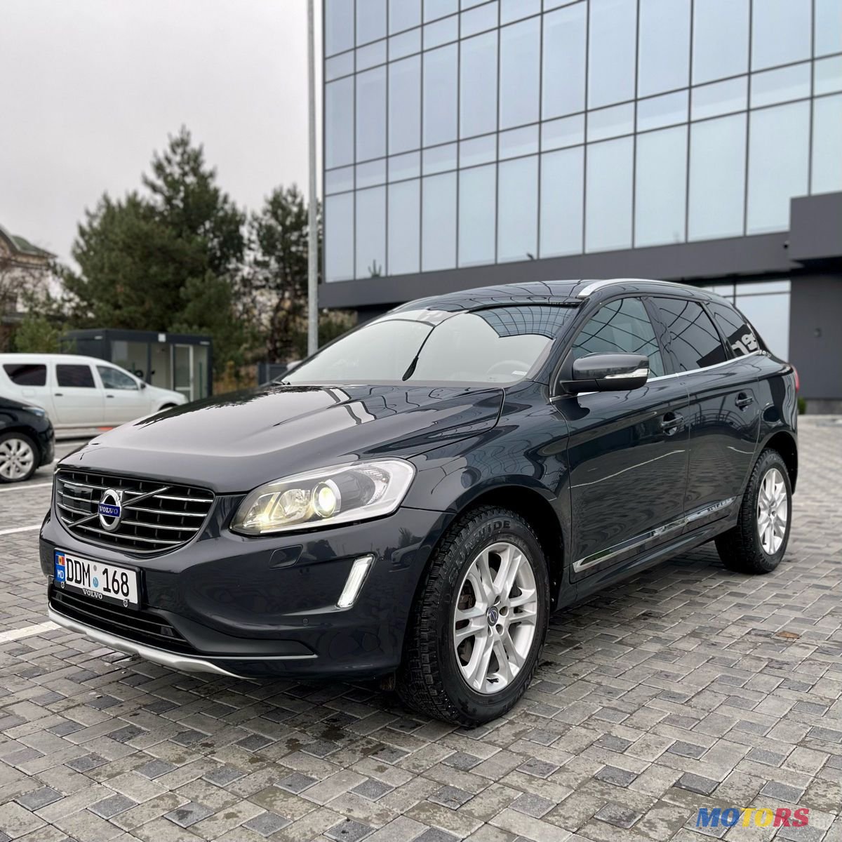 2015' Volvo XC60 photo #1